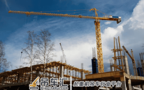 什么是塔吊司机与塔吊指挥？塔吊操作要注意什么？