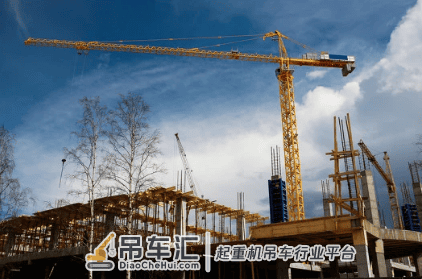 什么是塔吊司机与塔吊指挥？塔吊操作要注意什么？