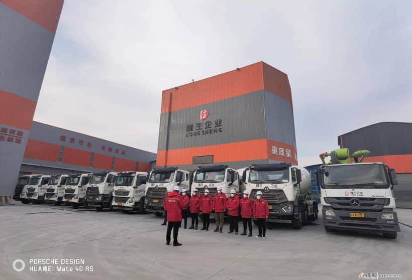 小绿军团奔赴西安疫情一线!中联重科高端装备助力搭建"生命之舟"