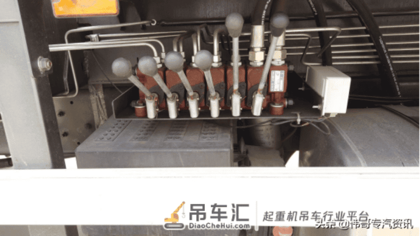16吨汽车吊16吨随车起重机福田16吨汽车吊