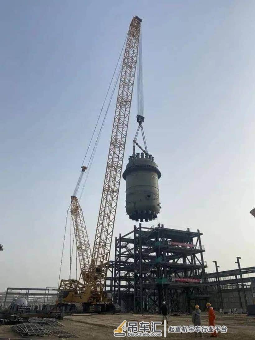 快讯 | 新疆美克化工四期BDO项目首台大件设备BYD反应器吊装成功