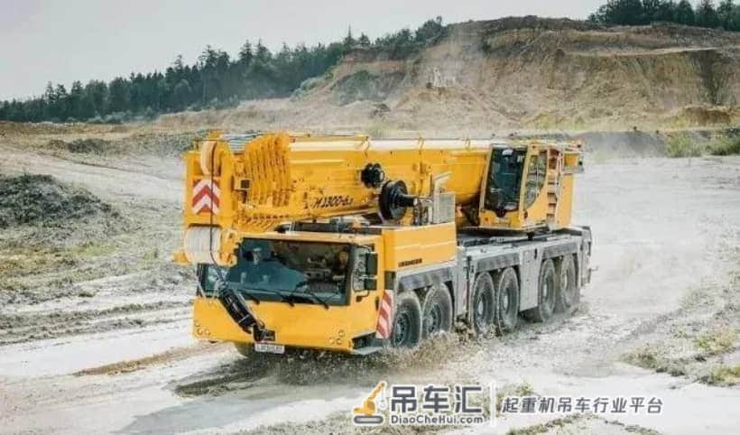 LIEBHERR - LTM 1300-6.2 起重机