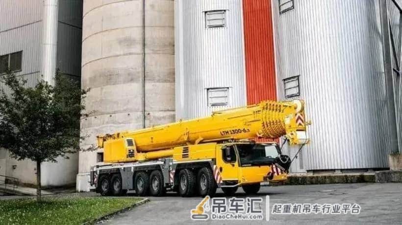 LIEBHERR - LTM 1300-6.2 起重机