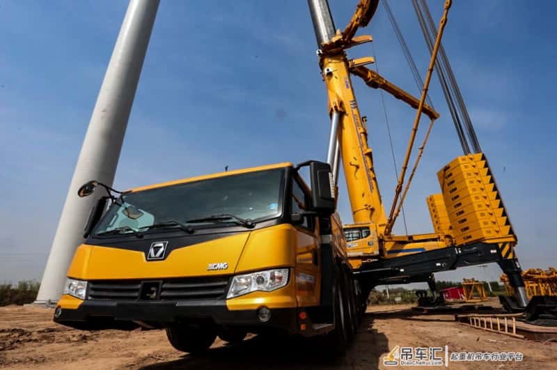 中国再添大国重器,徐工XCA1600起重机,携手中联共同进步