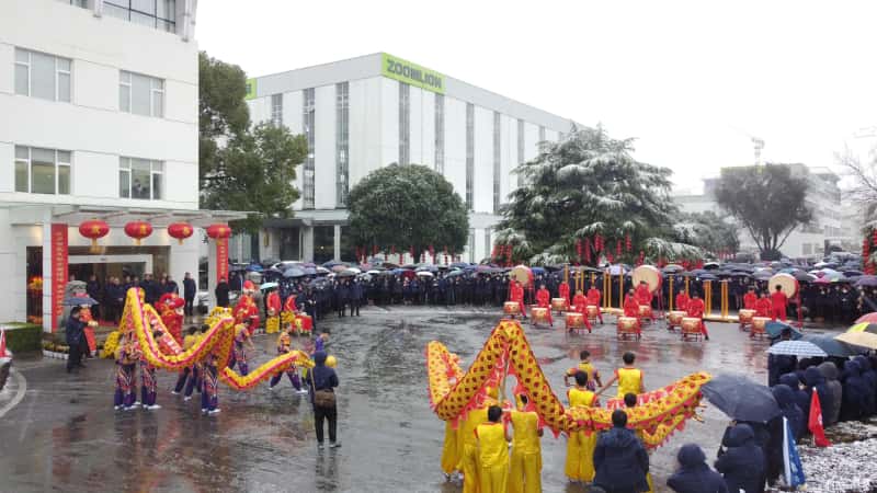 中联重科超9亿元设备奔赴全国