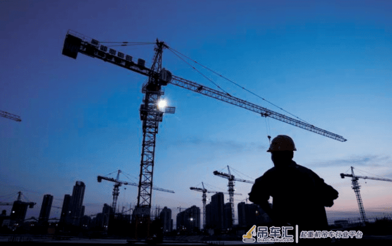 塔吊是如何升高的呢?一篇文章解开大家20多年的疑惑