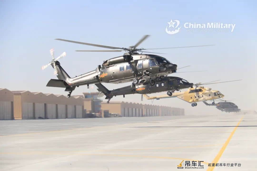 直-20外吊挂全地形车飞行画面曝光!空突部队全域作战“如虎添翼”