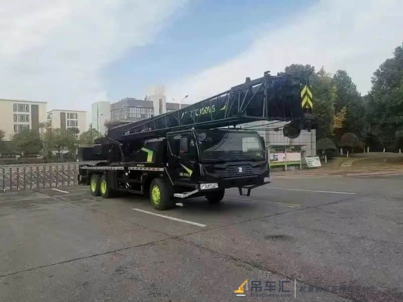 素车天花板?30吨黑武士吊车出厂!老板真低调