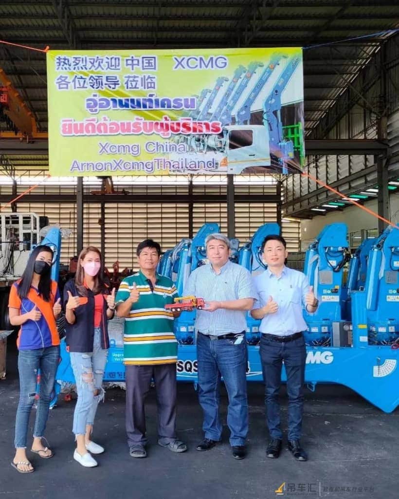 客户排成长龙!徐工定制化随车吊火爆“一带一路”