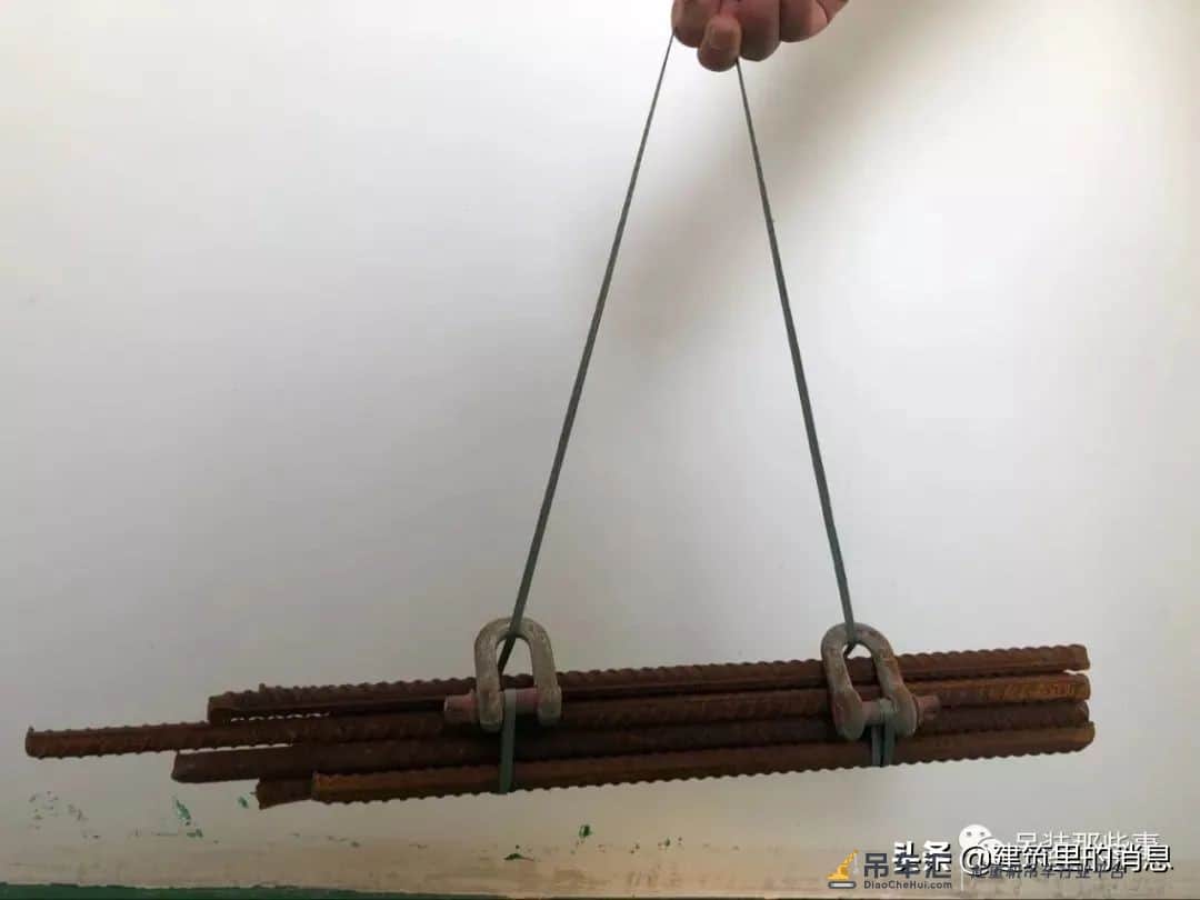 吊带突然断开,导致吊物坠落致人死亡事故,塔吊司机被追刑