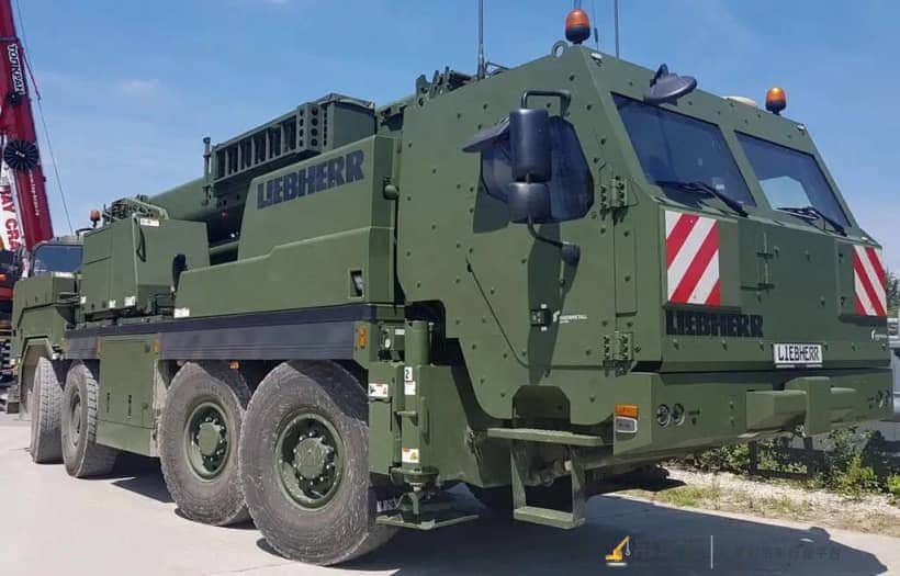 世界军用拖车系列130:象房怪兽,三一SAC6000与利勃海尔G-BKF军吊