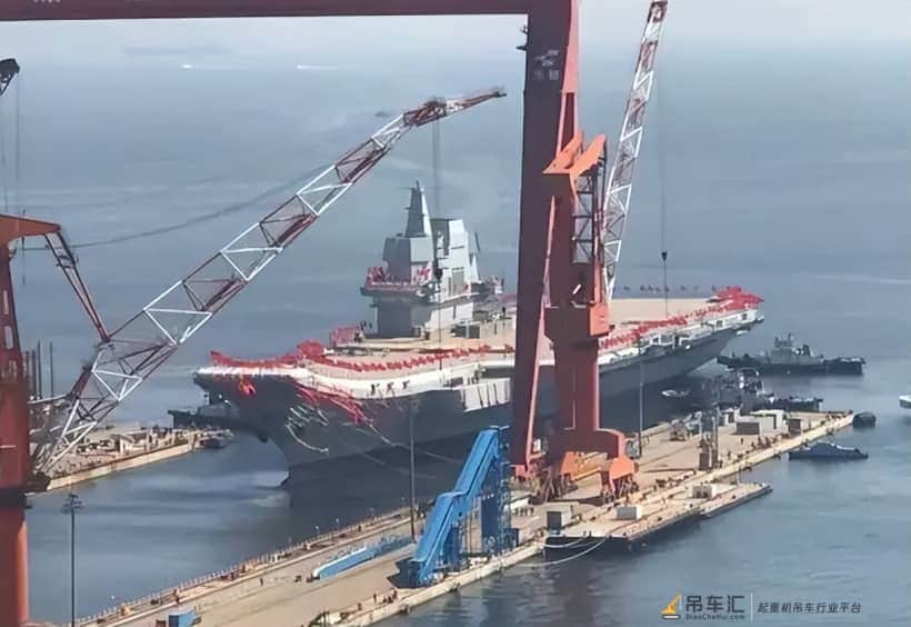 为面子不买中国造,印度龙门吊被大风刮倒,50亿护卫舰遭殃
