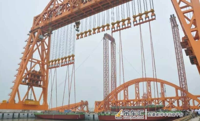世界基建都离不开,中国龙门吊遍布全球,实力之强让西方无法仿制