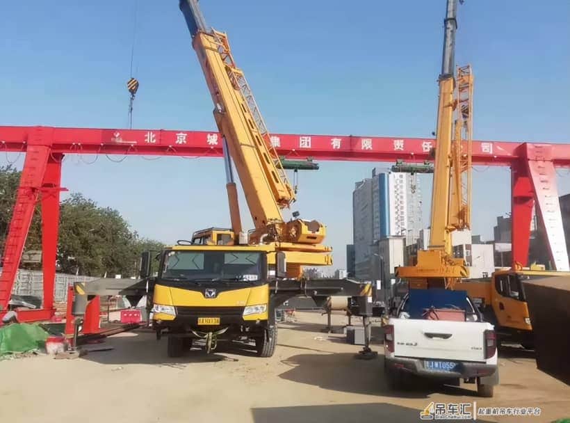 吊起8万吨航空母舰?中国造出世界第一吊,欧美直接看傻眼了