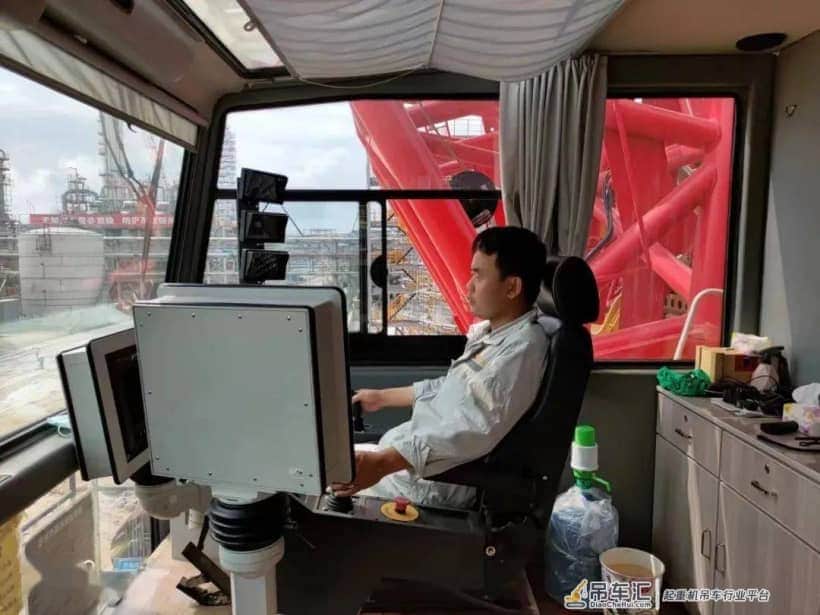 奋斗者风采|雷杰:跨界玩转4000吨起重机