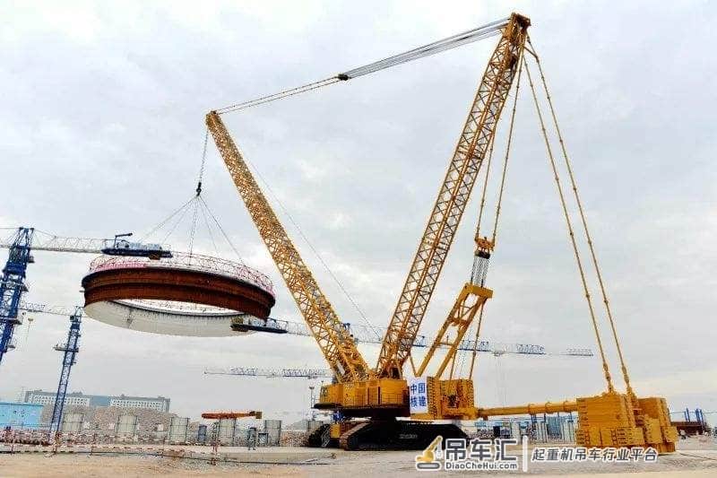 中国造最大全地面起重机,称行走的“印钞机”,美日德只能干瞪眼
