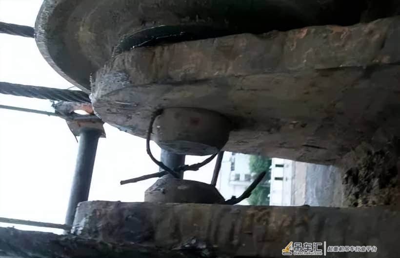 施工现场塔吊安全常见19项通病隐患