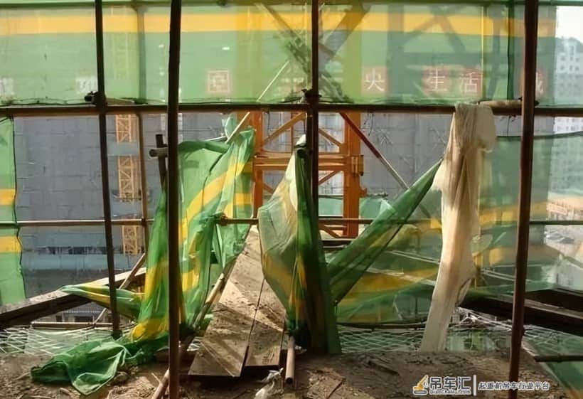施工现场塔吊安全常见19项通病隐患