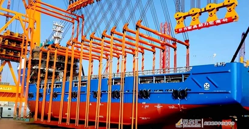 一次起重2万吨,中国造最大龙门吊垄断全球,连美国都无法仿制