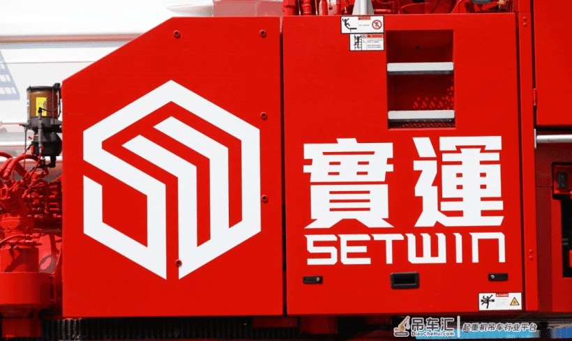 全国首台!利勃海尔700吨新旗舰到家,落地几位数?