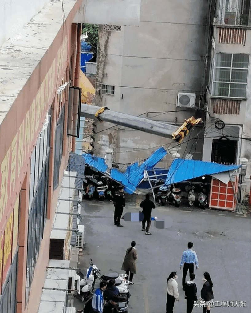 突发!广西某中学工地吊车倾覆致路过学生1死1伤,深度了解一下