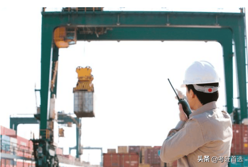 塔吊指挥q1证、报名有什么要求怎么报名？是由哪个部门颁发的