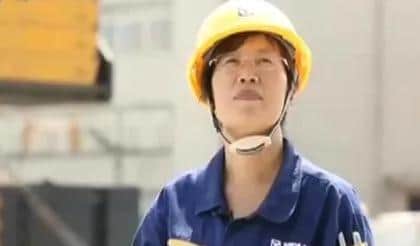 孙丽:设计研制4000吨大型履带式起重机,让中国制造扬眉吐气