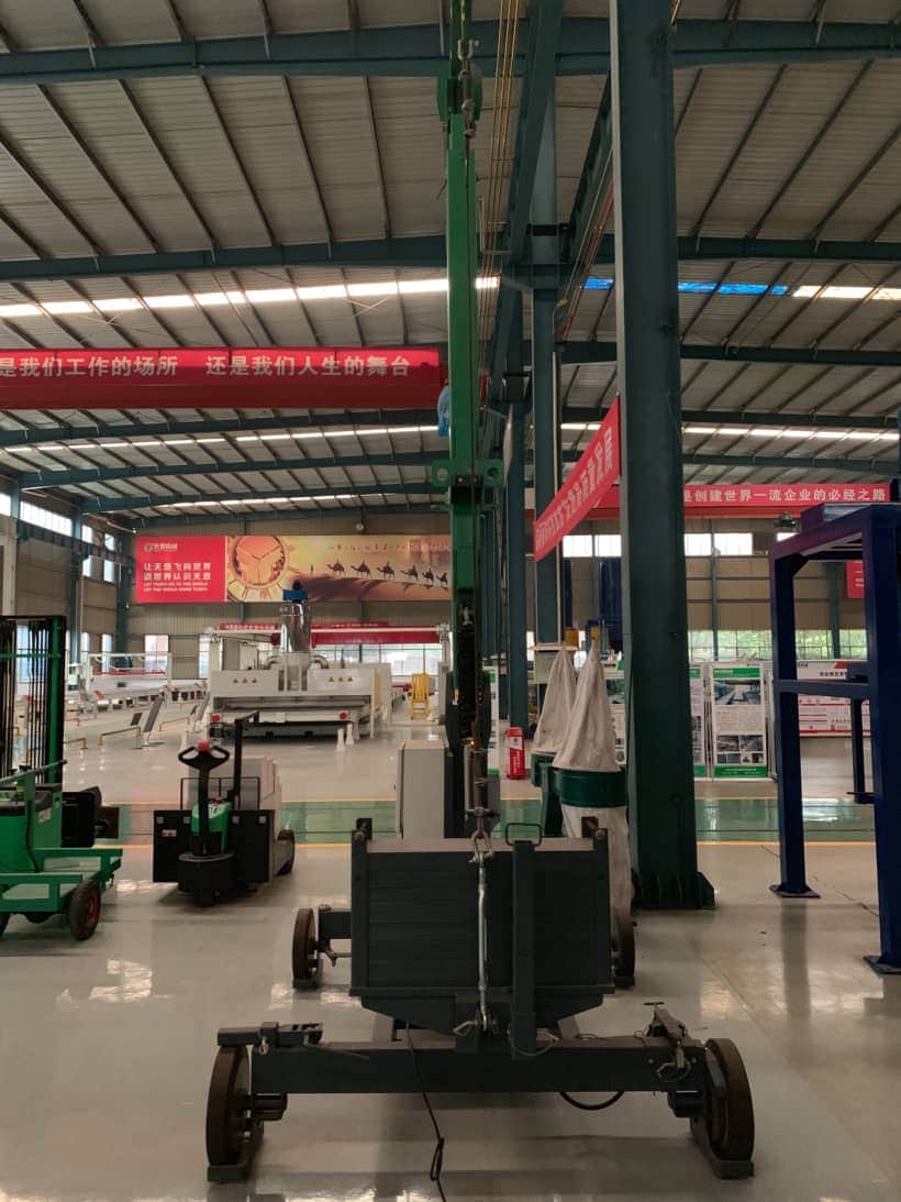 小型吊车、砌块吊车、大砌块施工工具