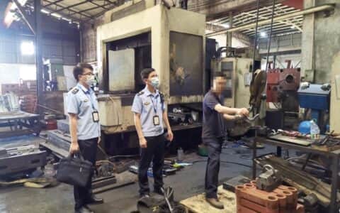 二手设备“爆改”再用？佛山顺德大良查处两家违法使用起重机械单位