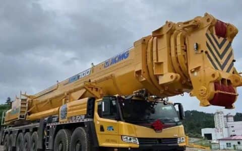 江西首台XCA700到家，双发90.5米臂，够排面吗？