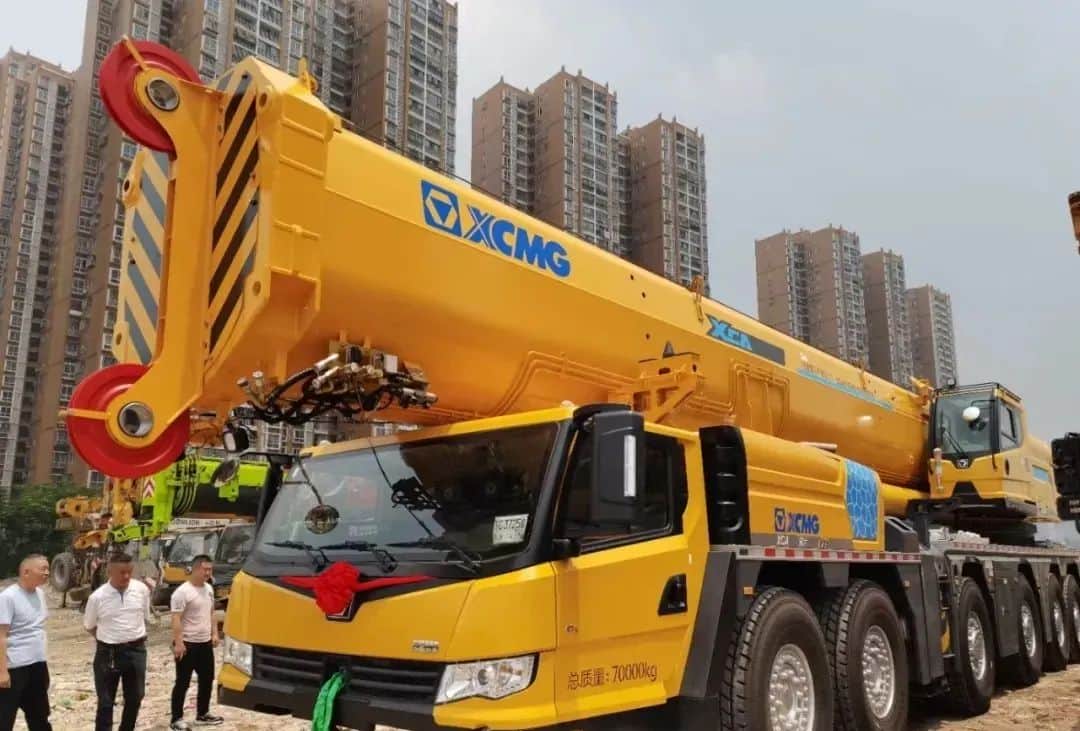 江西首台XCA700到家，双发90.5米臂，够排面吗？
