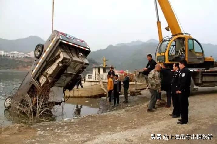 青浦区练塘镇吊车出租,租吊车出租吊车汽车吊车出租,服务热情