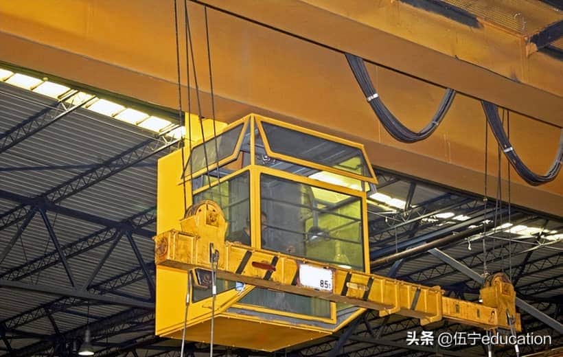 汽车式起重机证考条件是什么？
