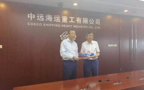 R代塔机实力领秀，中联重科与中远海运重工达成合作
