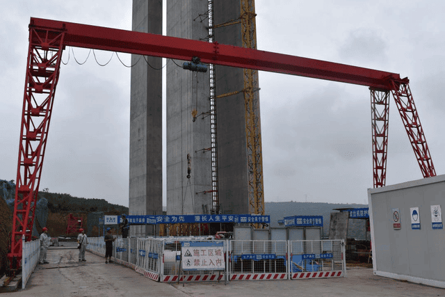 铜川市特种设备检验所全力做好玉皇阁二号桥起重机械检验工作