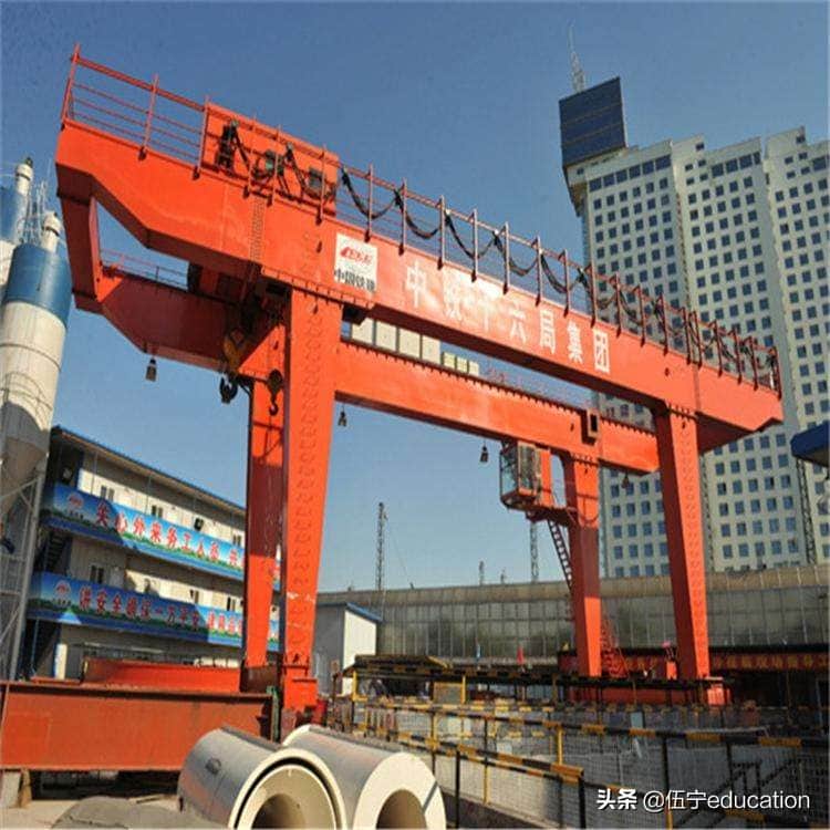 门式起重机操作证怎么考?桥门式起重机证考取之后高薪不是梦