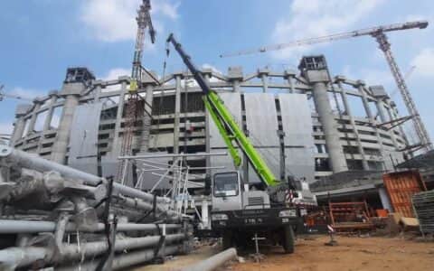 一带一路丨重器演绎！中联重科工程起重机海外建设集锦一睹为快