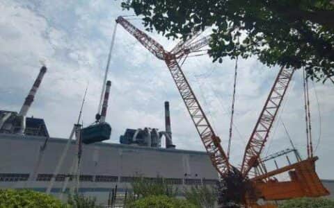 900T履带吊助力邯郸热电退城进园工程利旧拆除