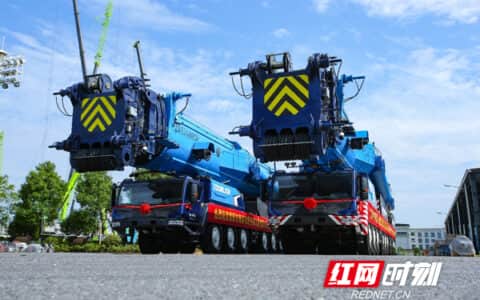 “起重王者”的自我超越！中联重科全球最大全地面起重机批量交付