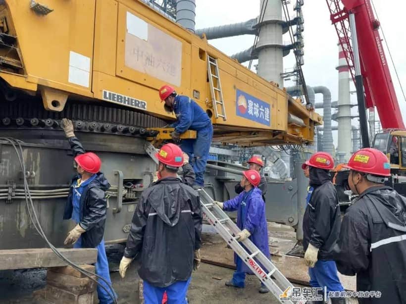 广东石化炼化一体化项目吊装事业部完成750t履带吊退场拆车