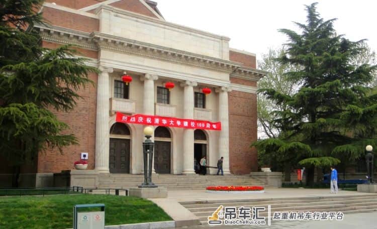 读创新闻日历|当年今天,1000吨位吊车轰鸣雷动,深港之间……