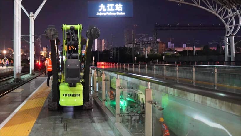 "X战警"首战告捷,中联重科蜘蛛式高空作业平台高效助建九江火车站