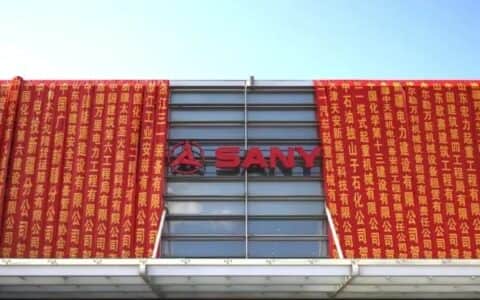三一两台千吨级履带起重机再次交付山东海湾！强强联手