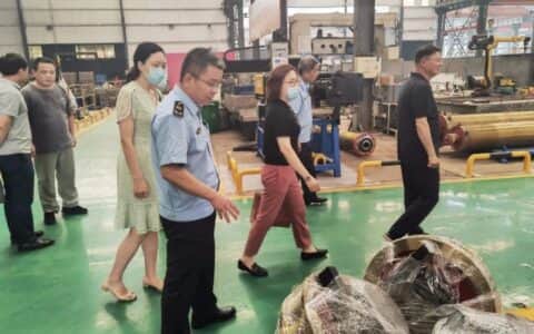山东省标准化研究院到新泰市调研羊流起重机行业质量提升体系建设工作
