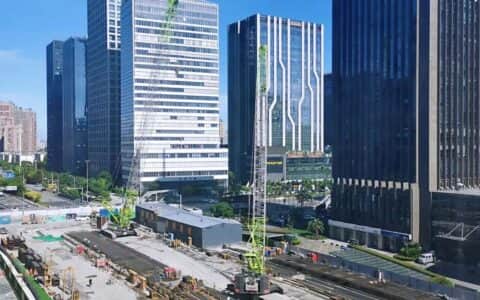 中联重科履带起重机“双剑合璧”助力宁波轨道交通8号线建设