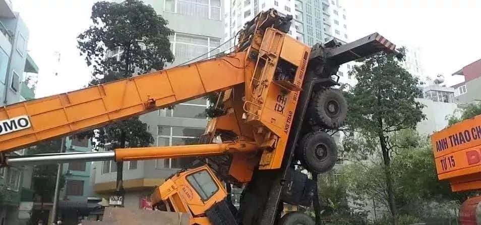 盲目起吊,4人死亡,副总违章指挥被判刑