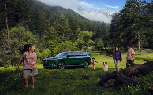 20 万买家用 SUV 别瞎试！这款 6 座大空间 SUV，全家坐进去都喊爽